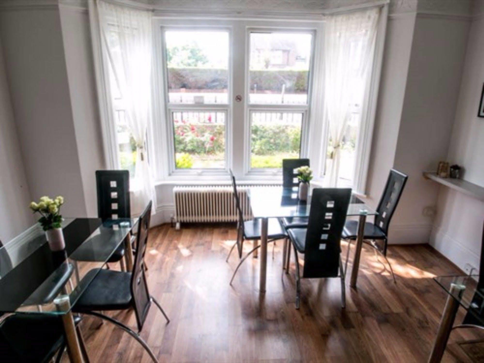 애슈퍼드 Hayes Bank B&B 외부 사진